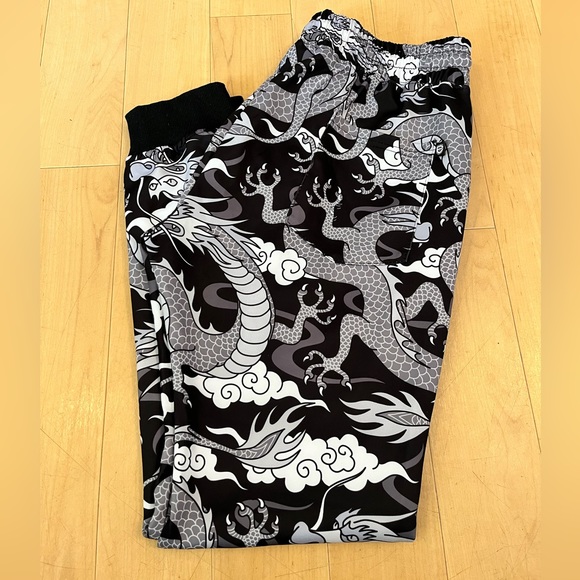 Men’s joggers 🏃‍♂️ Dragon 🐉 pants Large - Picture 8 of 8
